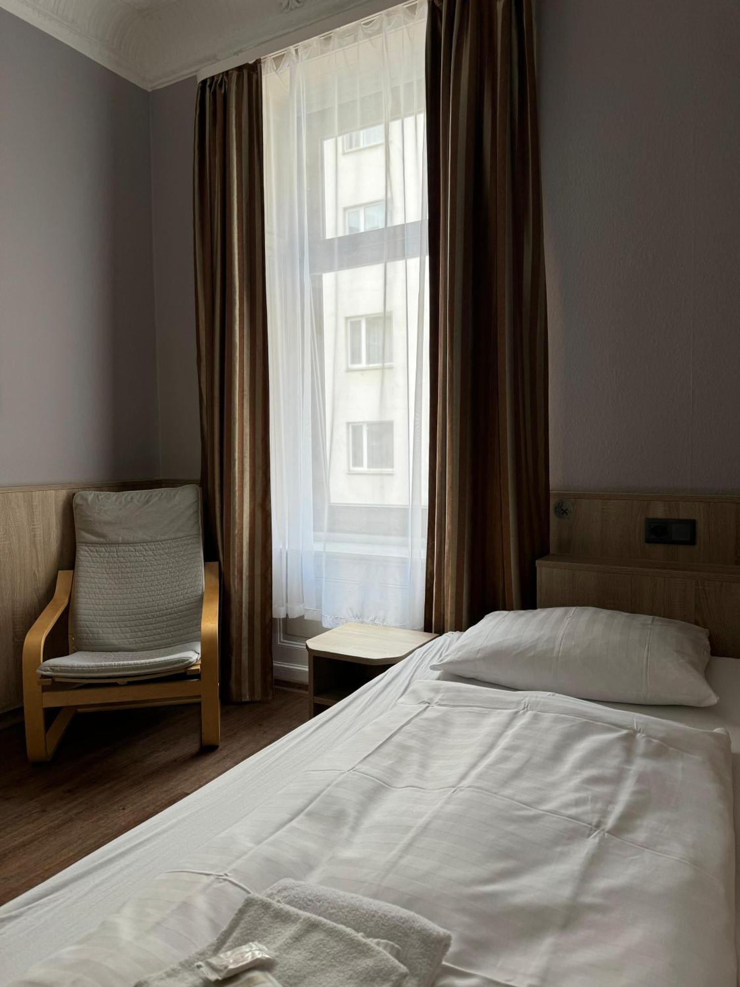 Hotel Kieler Hof Am Hauptbahnhof - Hamburg Central Station 외부 사진