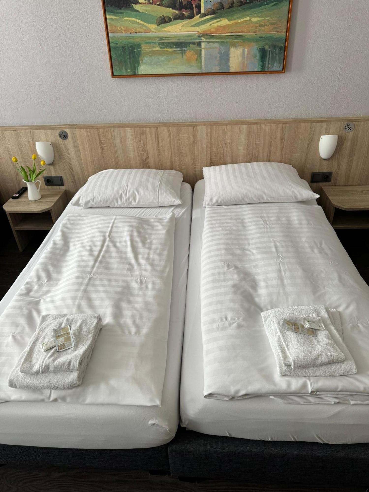 Hotel Kieler Hof Am Hauptbahnhof - Hamburg Central Station 외부 사진