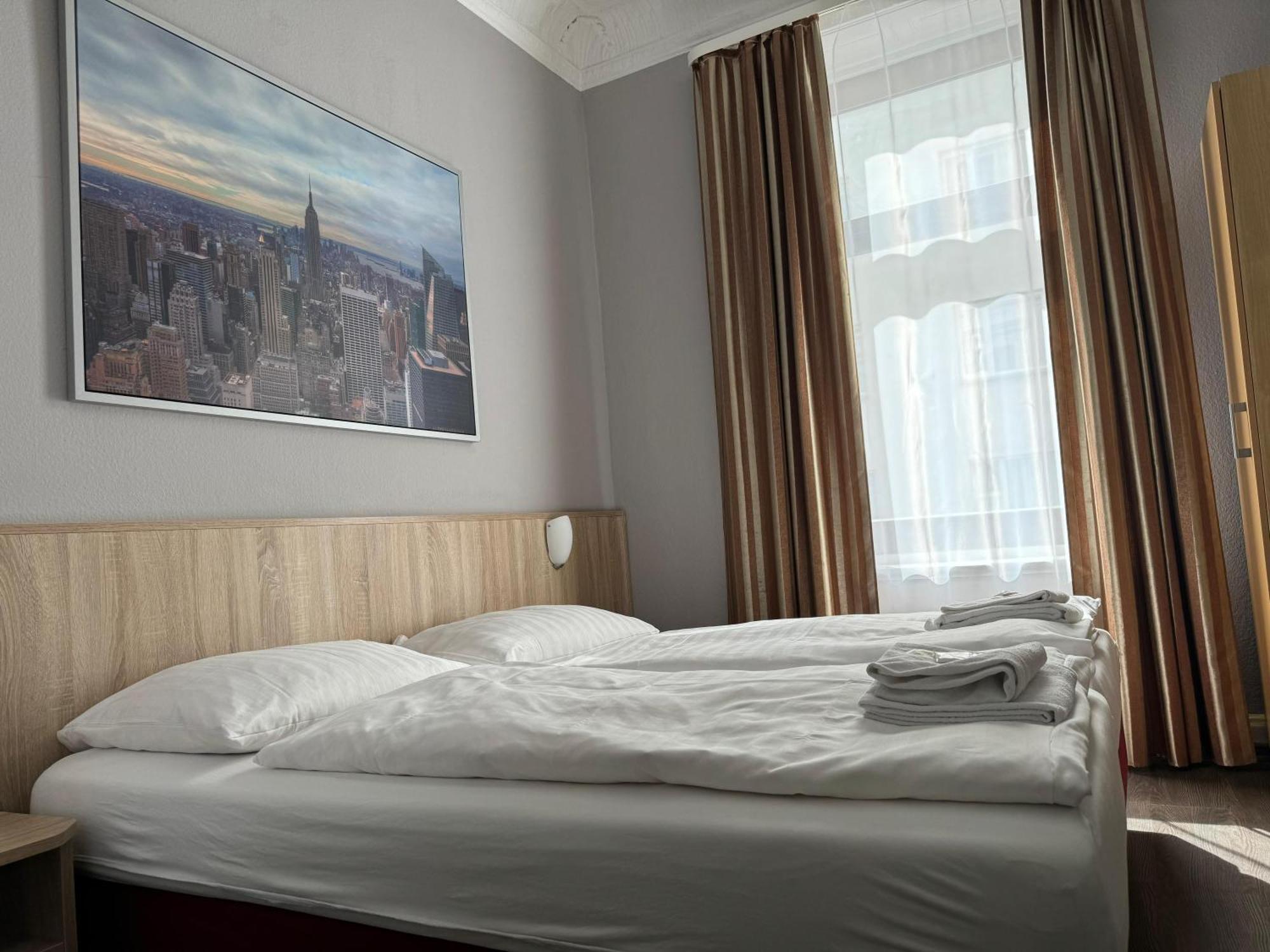 Hotel Kieler Hof Am Hauptbahnhof - Hamburg Central Station 외부 사진