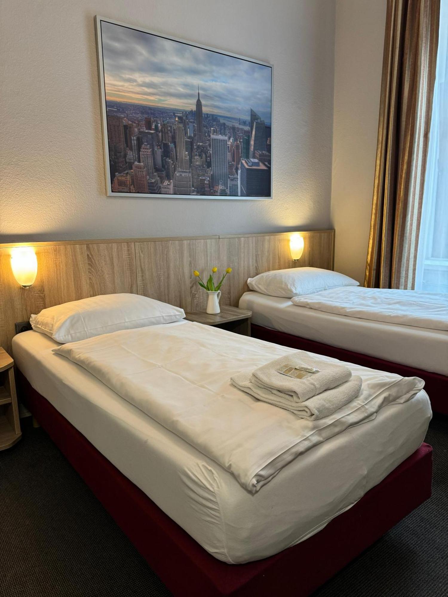 Hotel Kieler Hof Am Hauptbahnhof - Hamburg Central Station 외부 사진