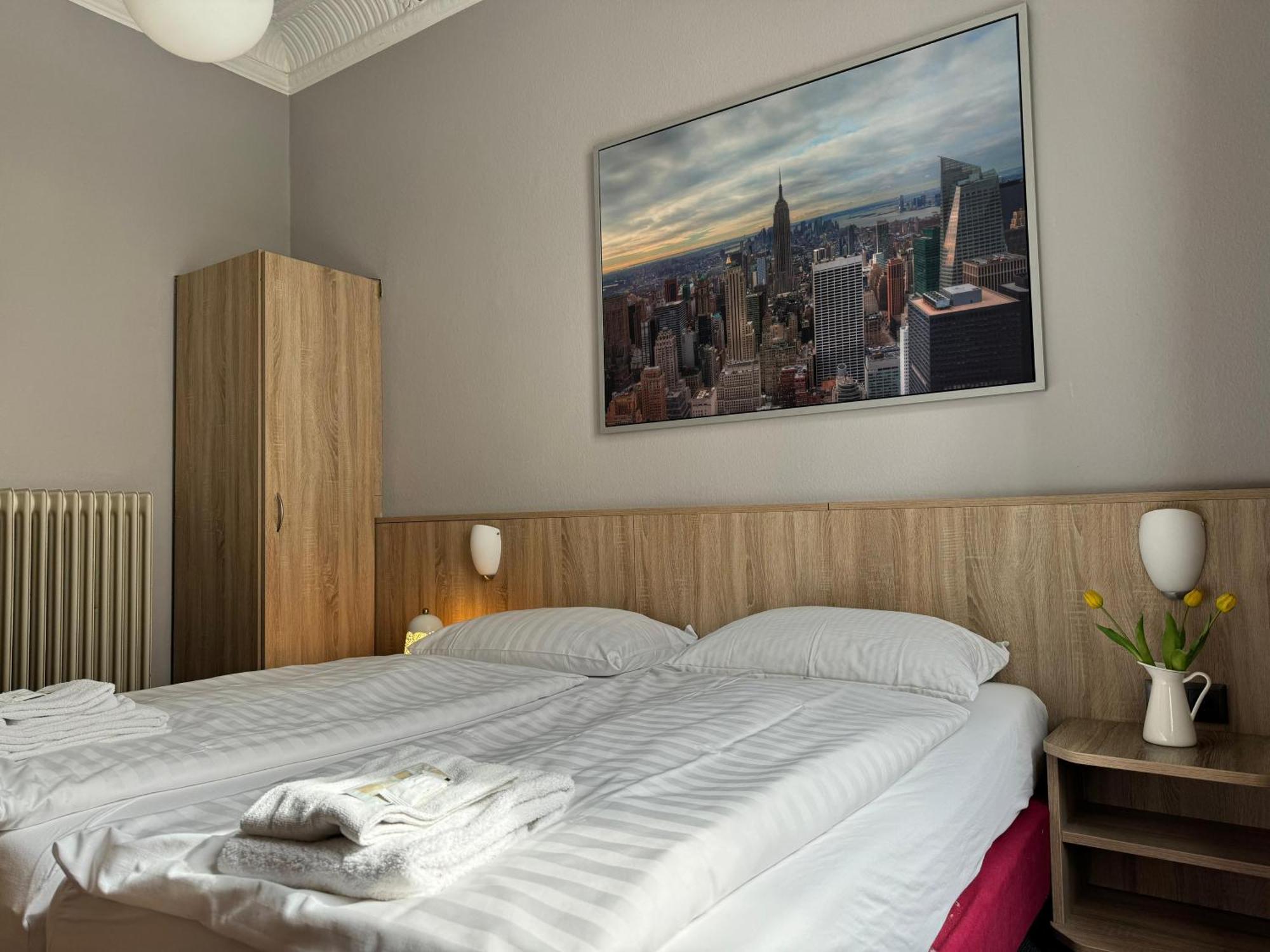 Hotel Kieler Hof Am Hauptbahnhof - Hamburg Central Station 외부 사진