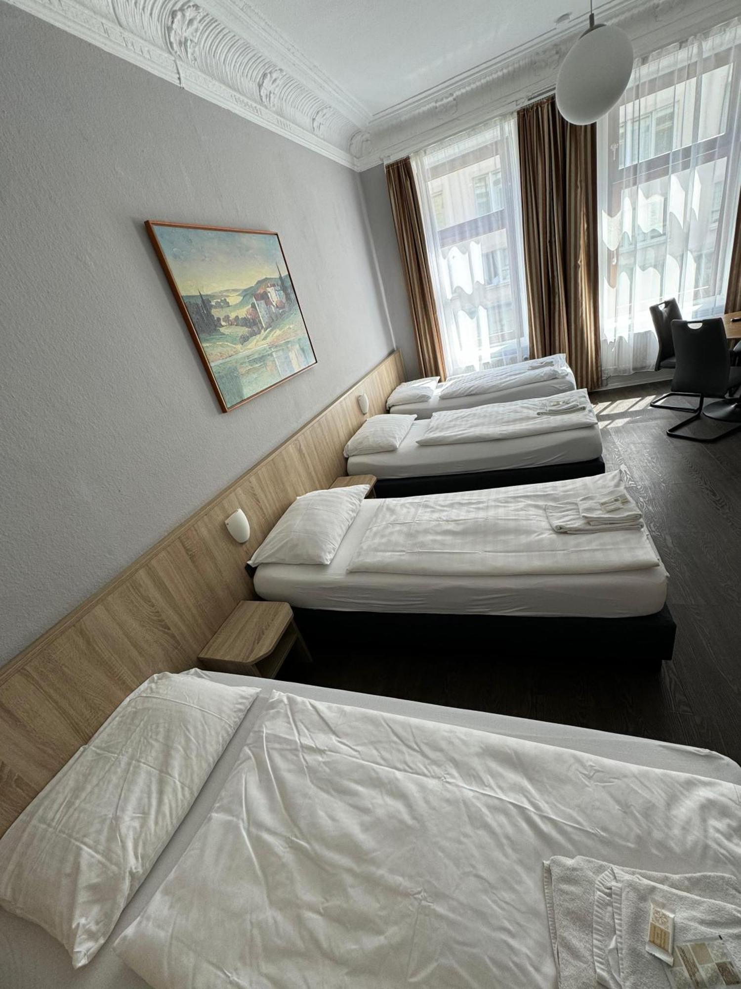 Hotel Kieler Hof Am Hauptbahnhof - Hamburg Central Station 외부 사진
